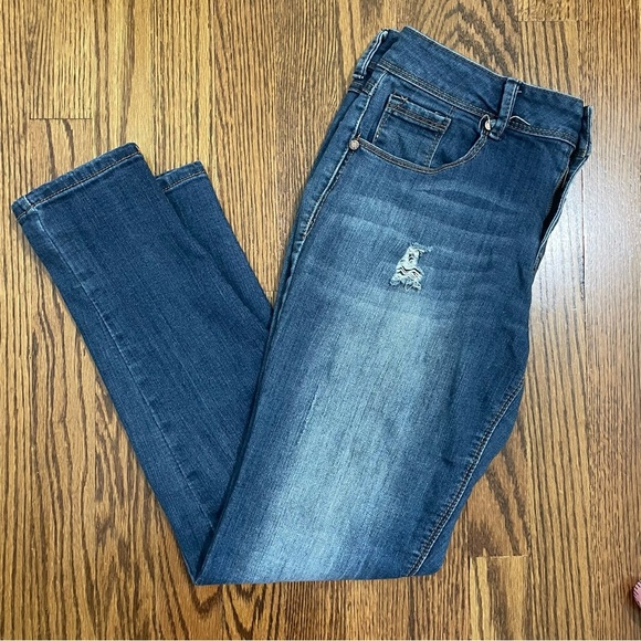 1822 Denim Adrianna Style Women's Blue Jeans Frayed Size 6 - Picture 1 of 11